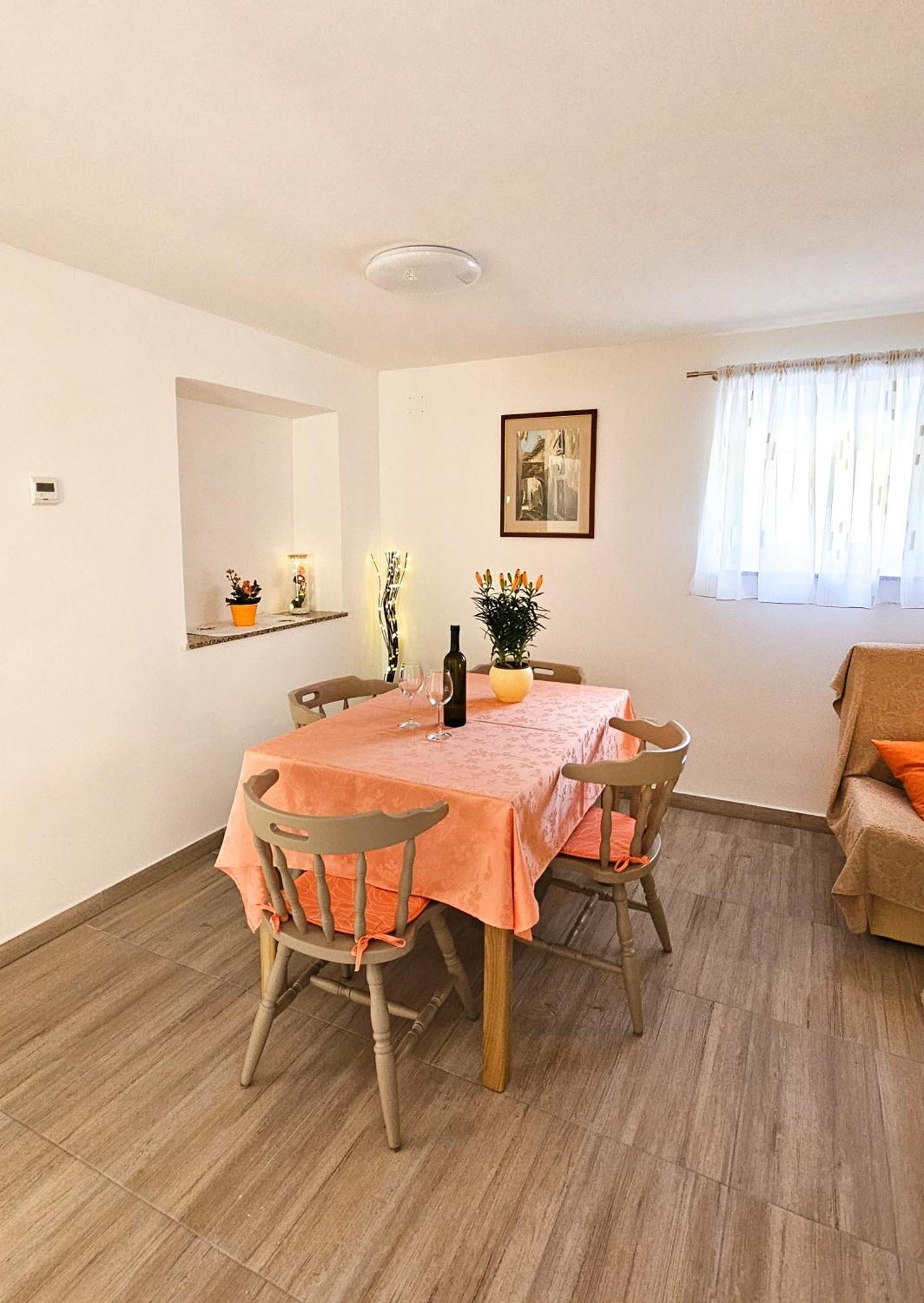 Apartman Petra Vrh  Eksteriør bilde
